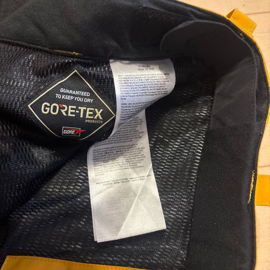 VOLCOM ボルコム　GORE-TEX スノーボードパンツ　メンズM