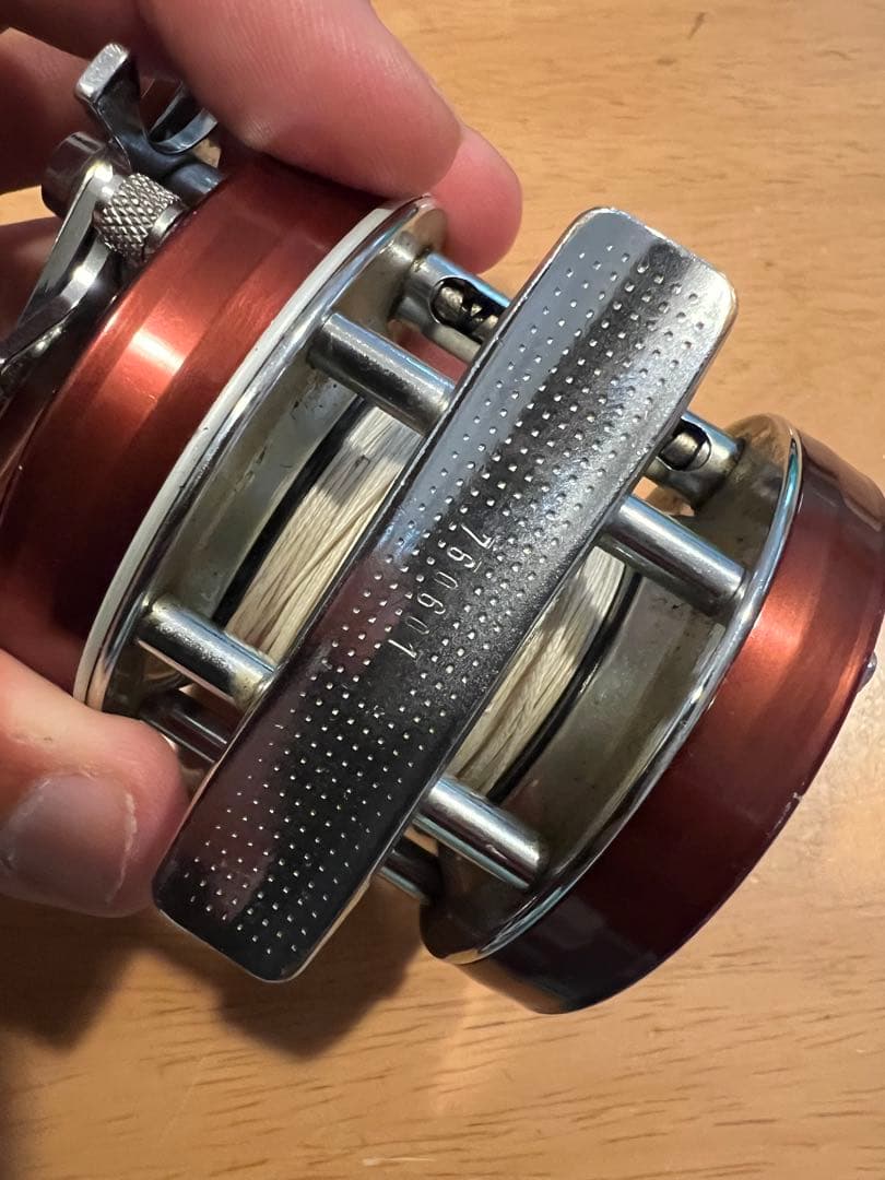 ABU アブガルシア5500 ブラウン