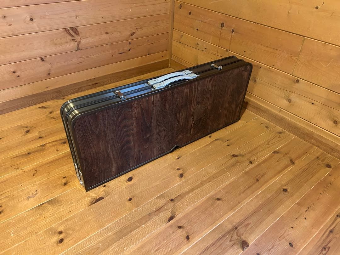 アウトドア　折りたたみテーブルチェアセット　木目調