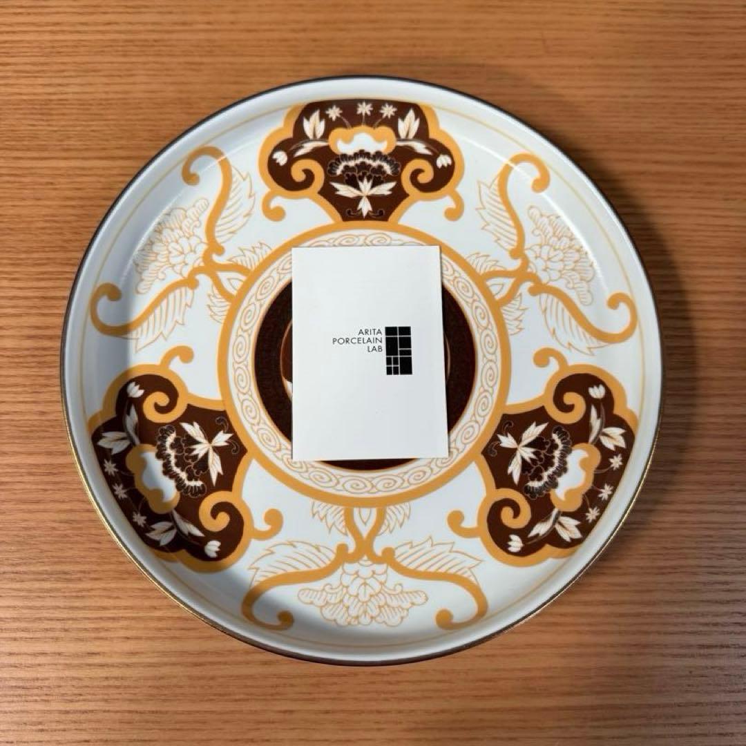 JAPAN AUTUMN 古伊万里草花紋 ゴールド 19cm和皿☆