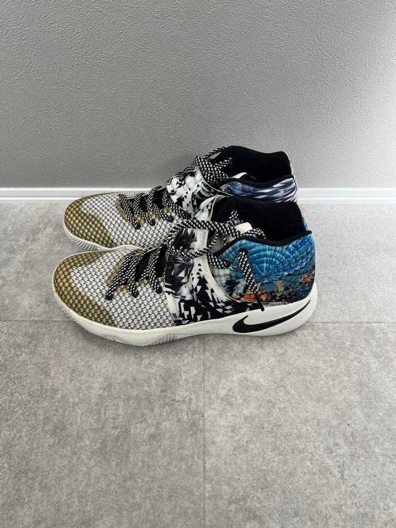 ［27］海外限定モデル Nike Kyrie 2 effect