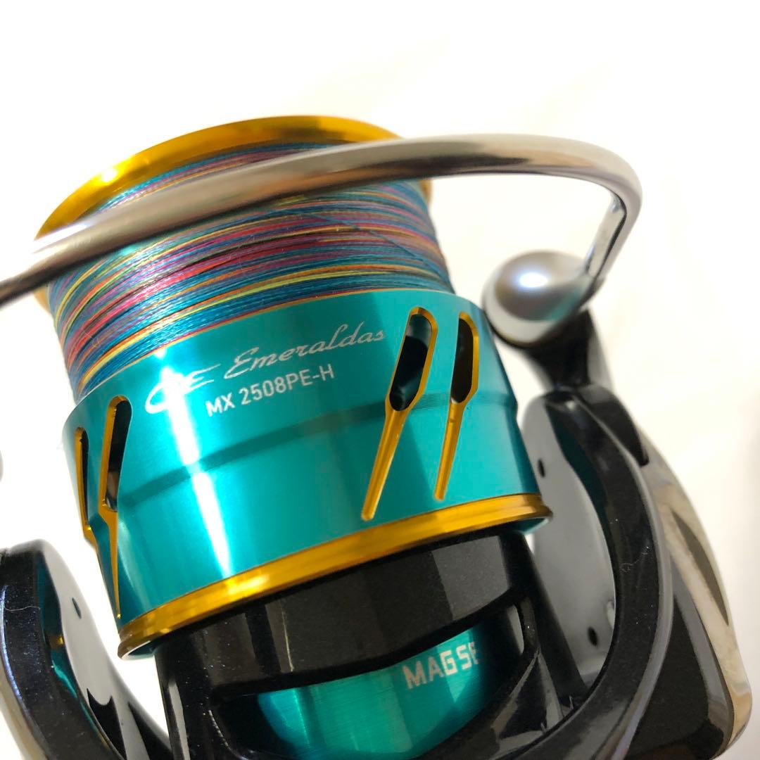 極美品　DAIWA ダイワ　17 エメラルダス　MX 2508PE-H ライン付