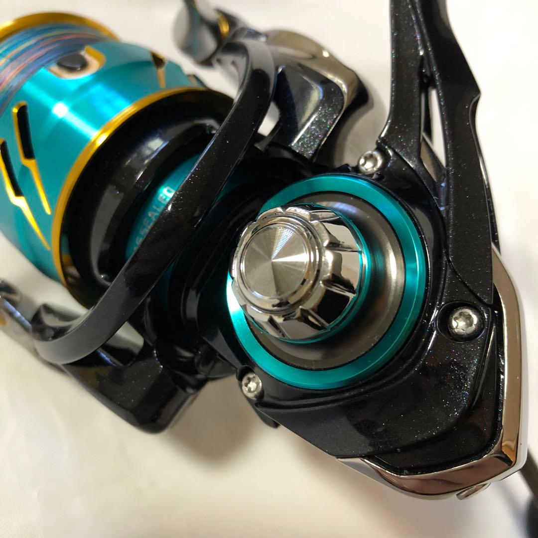 極美品　DAIWA ダイワ　17 エメラルダス　MX 2508PE-H ライン付