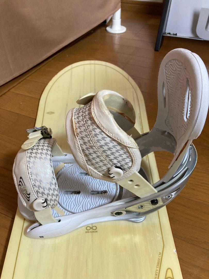 Burton Avenue スノーボード ビンディング付き