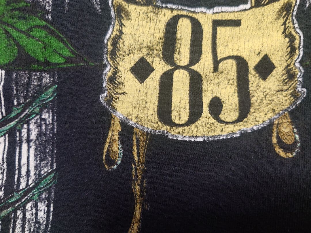 GUNS N' ROSES スカルデザイン Tシャツ