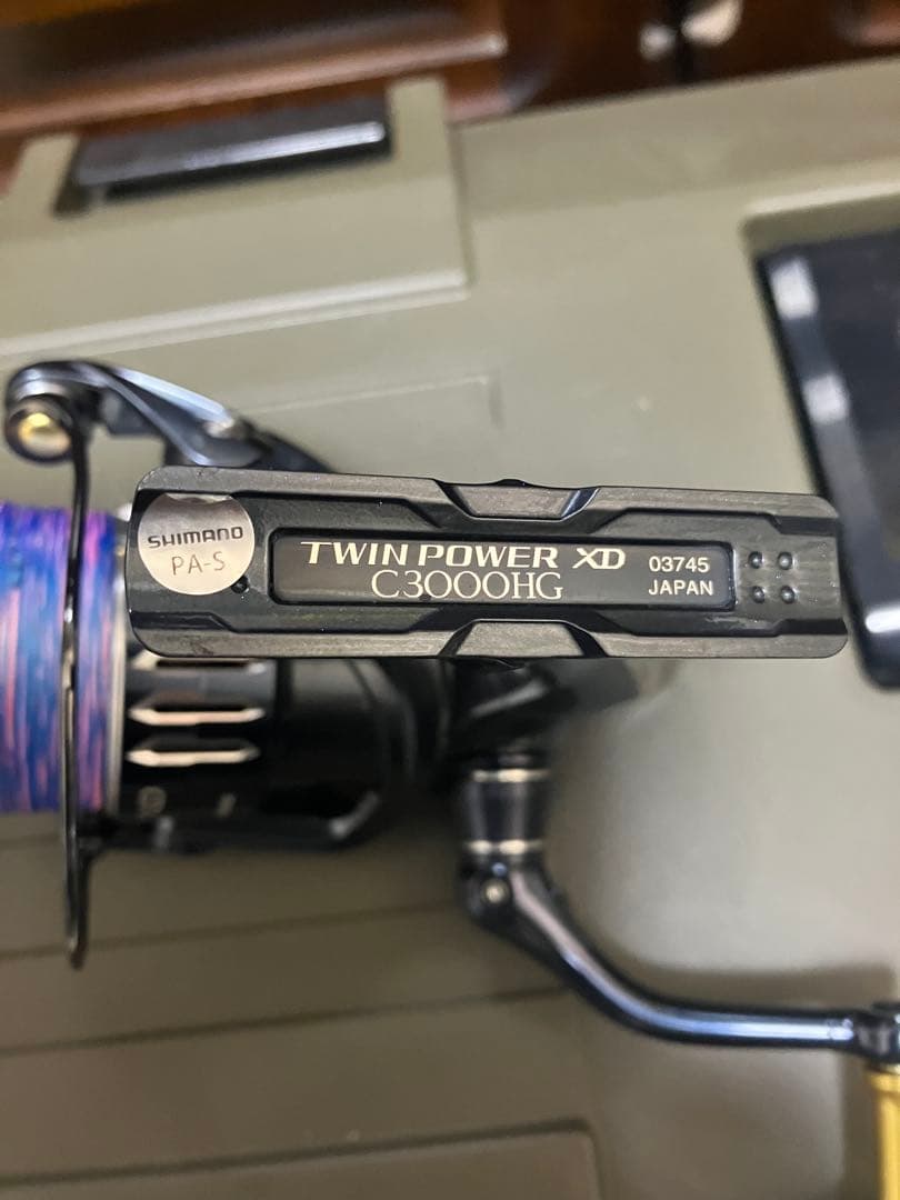 SHIMANO 17TWIN POWER XD C3000HG スピニングリール