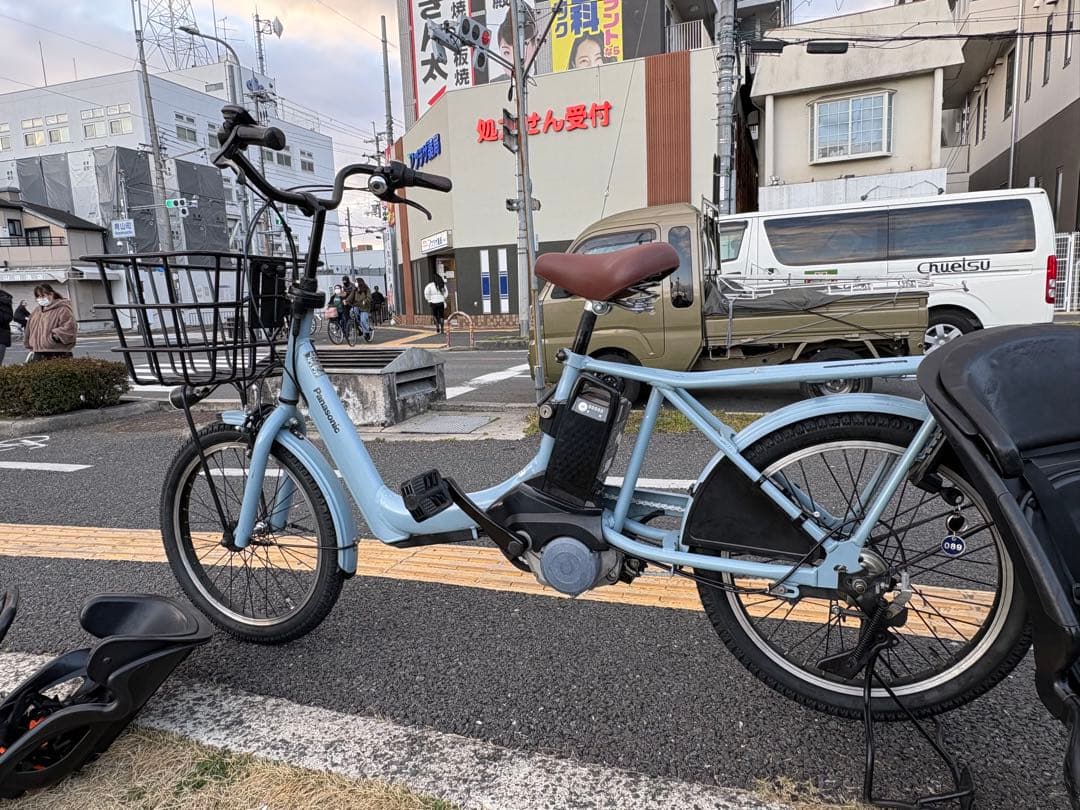 中古20㌅Panasonic電動アシスト自転車　16Ah 大阪　089