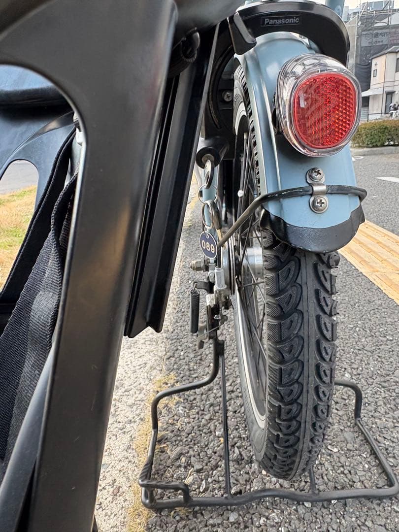 中古20㌅Panasonic電動アシスト自転車　16Ah 大阪　089