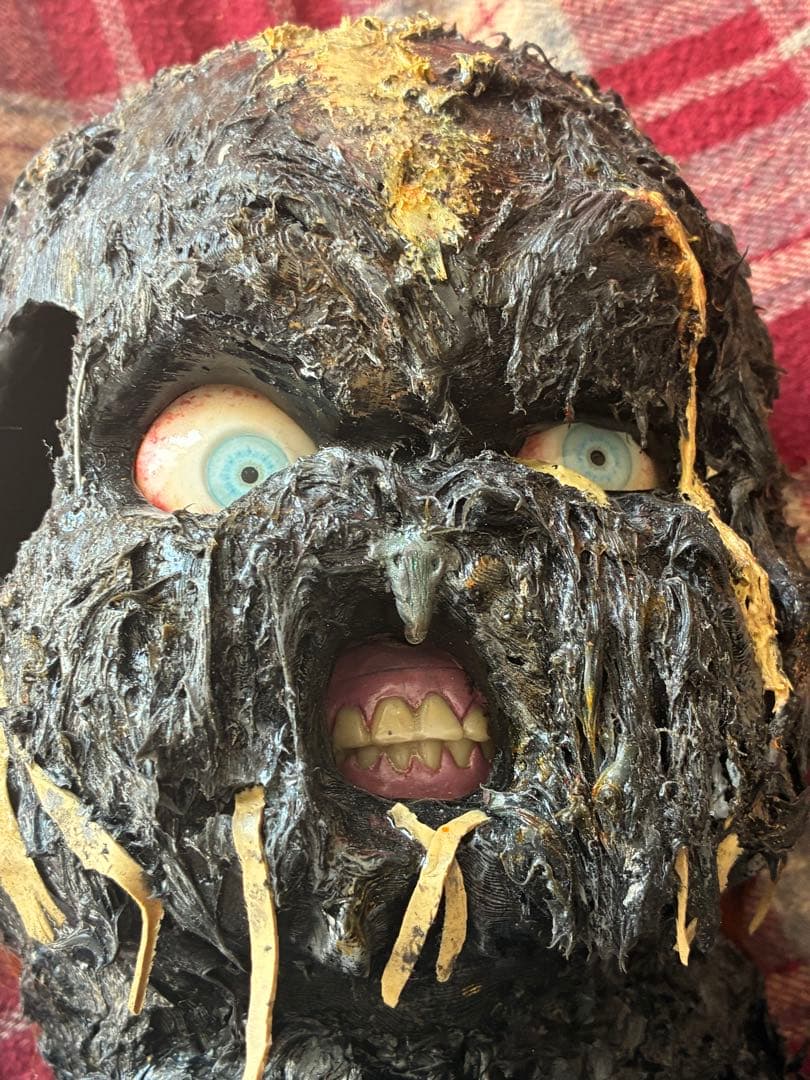 チャッキー 等身大 チャイルドプレイ 黒焦げ CHUCKY フィギュア