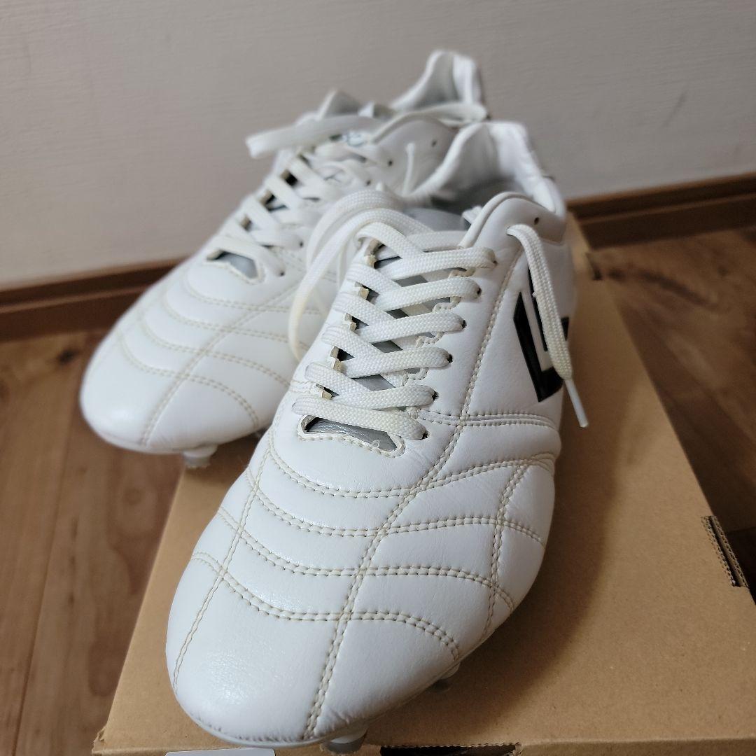 hummel　VORART 　スパイク　サッカーシューズ ホワイト　27.0