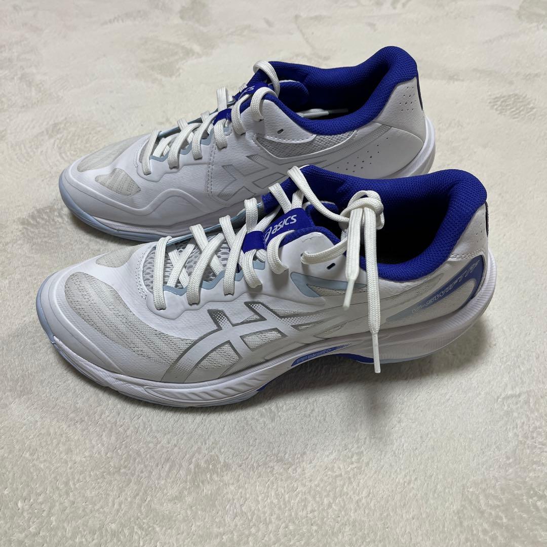 asics バレーボールシューズ ホワイト/ブルー