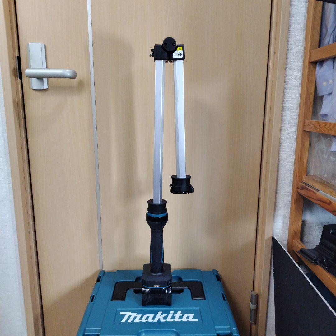 マキタ(Makita)LEDライト 充電式ワークライト ML012G