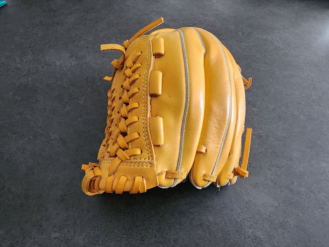 Mizuno FIELD GUSTER 軟式グローブ イエロー