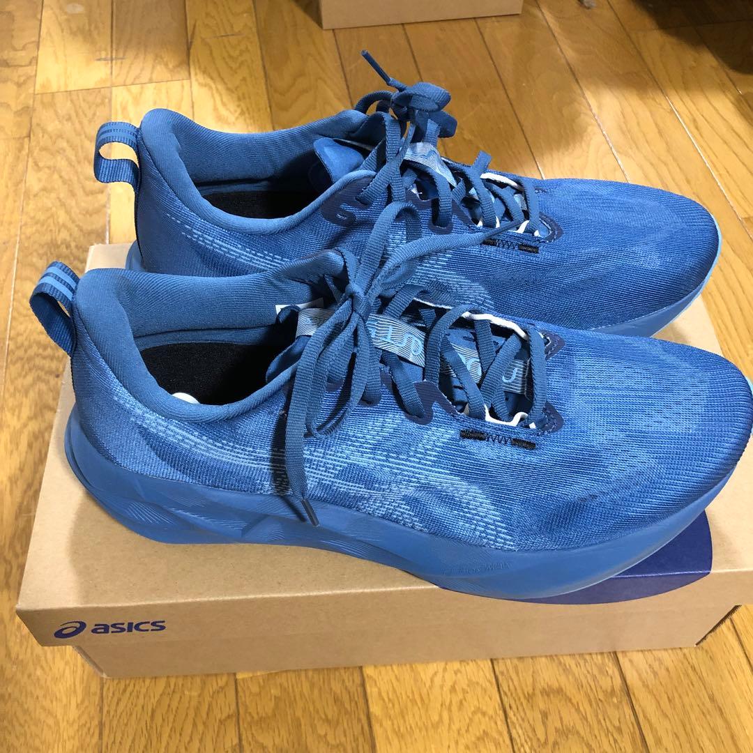 asics　アシックス NOVABLAST 5　27.5ｃｍ　メンズ　ブルー