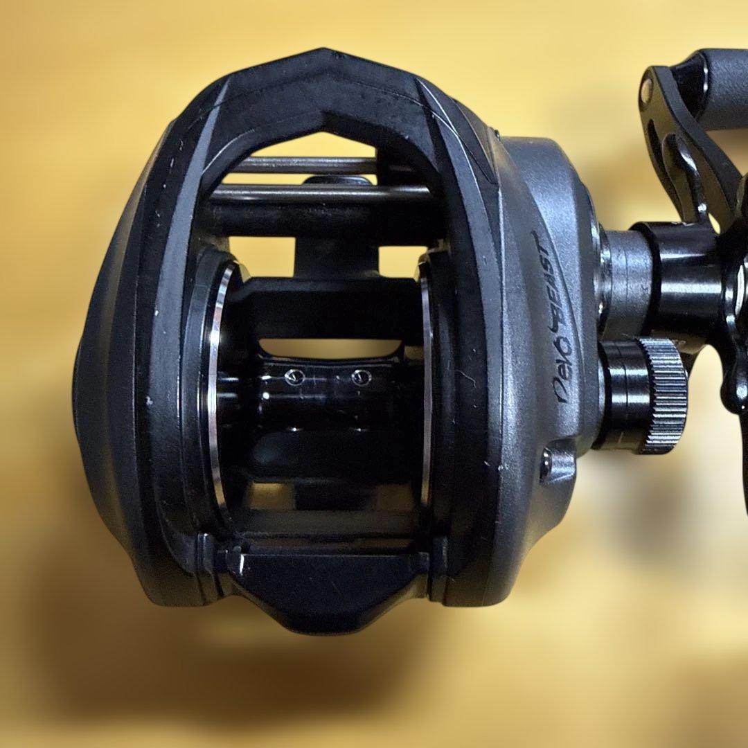 abugarcia revo beast ハイギア。バリアル100ミリ付き。