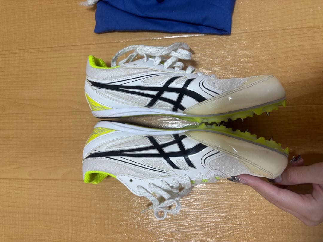 アシックス 陸上競技用 スパイク シューズ 白 23.5cm