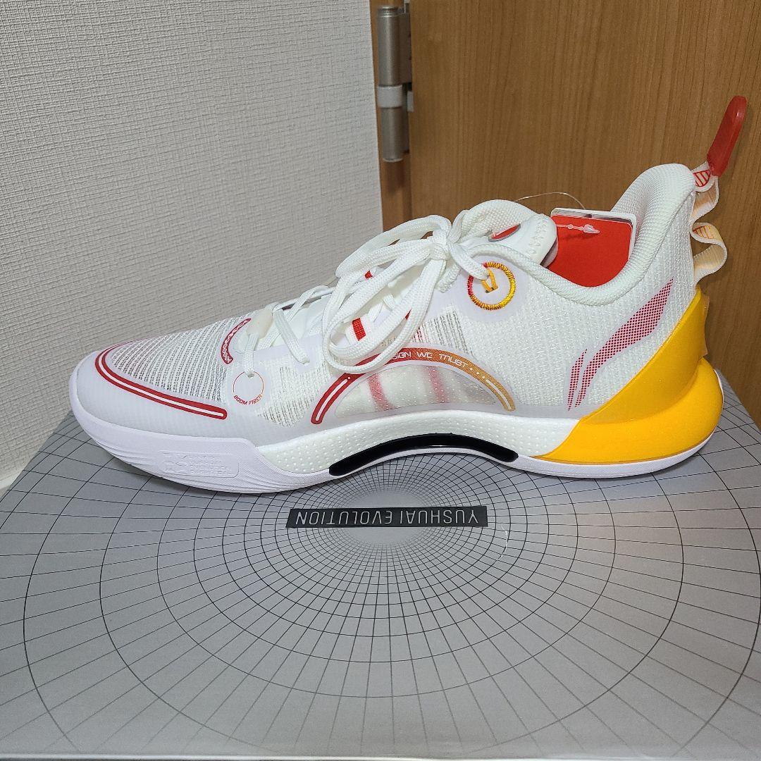 LI-NING yushuai evolution 28.5cm 未使用