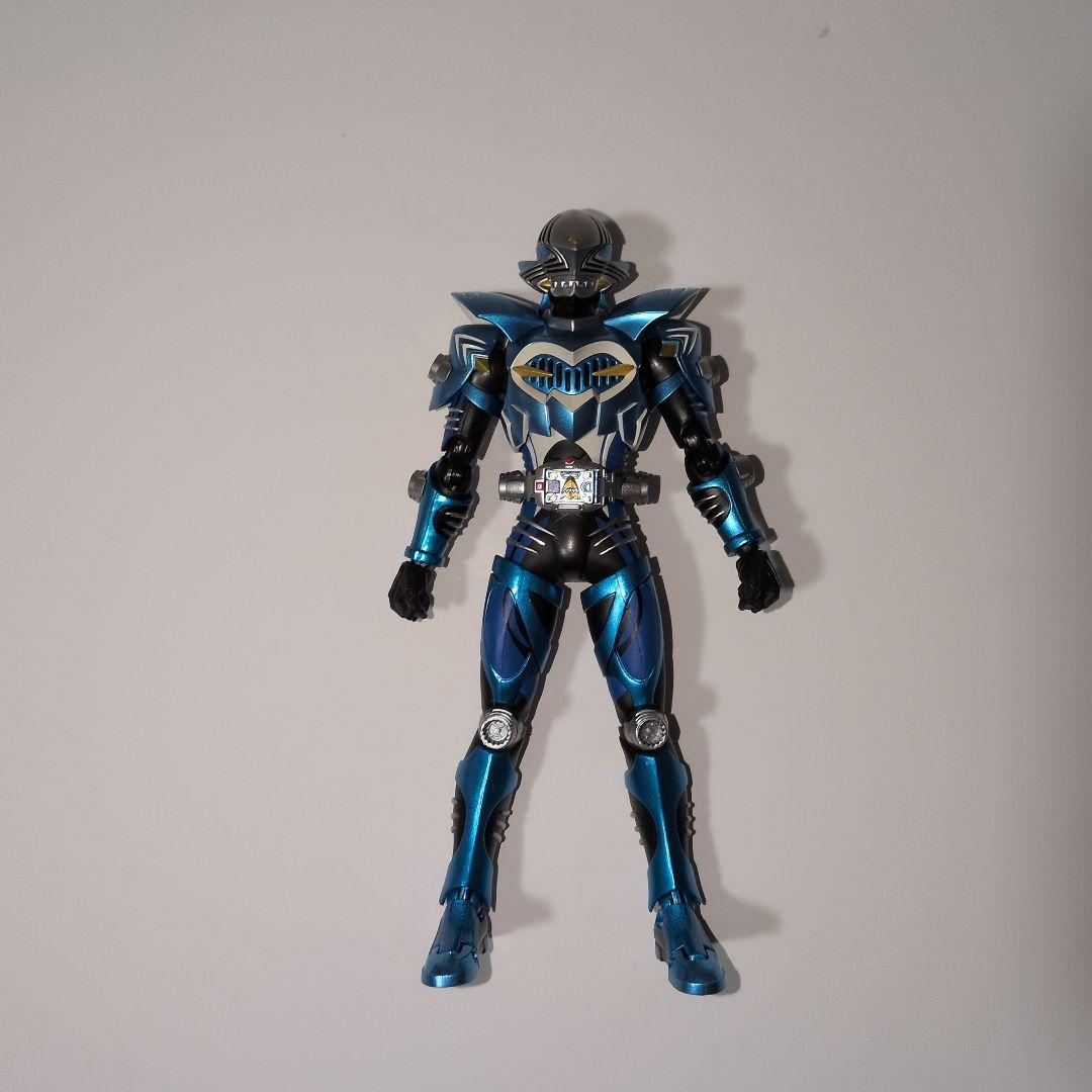 仮面ライダーアビス　フィギュアーツ