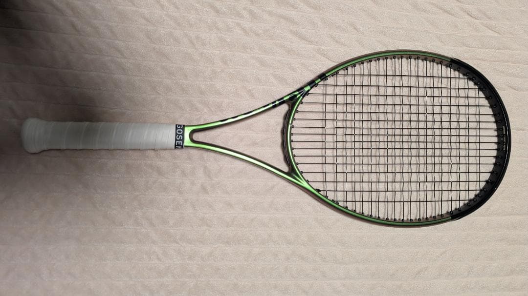 Wilson Blade V8 98 G2 305g テニスラケット