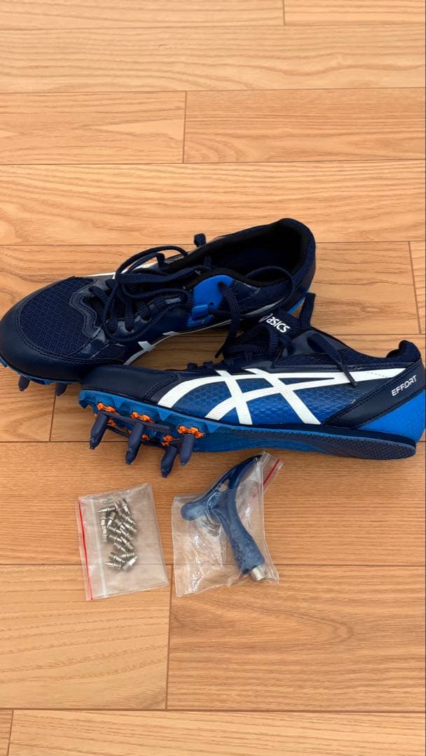 asics スパイクシューズ ネイビー/ホワイト