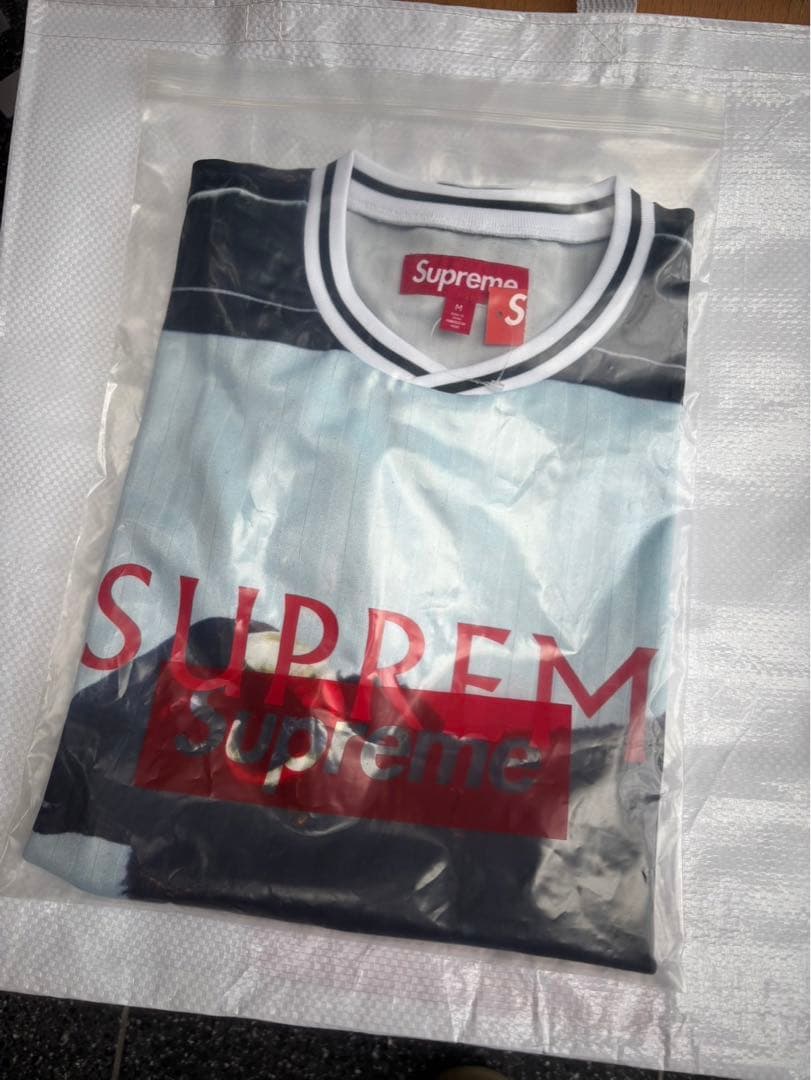 ウェア Supreme x Damien Hirst Soccer Jersey