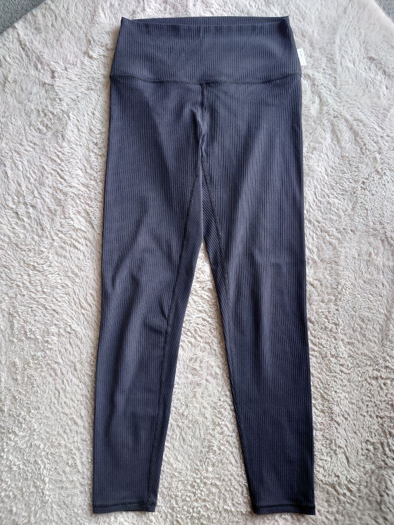 SUKALA　ショートクロスキャミソール＆レギンス　セットアップ　M