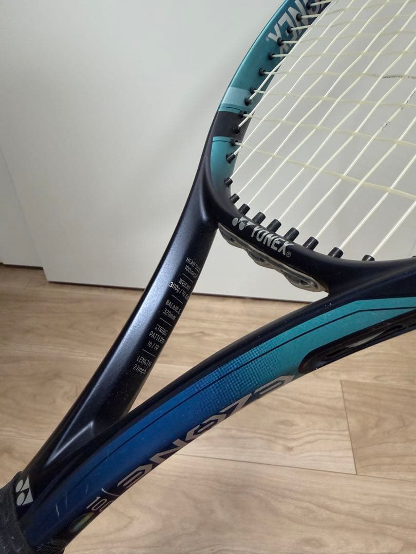 YONEX 硬式テニスラケット　EZONE100 G2