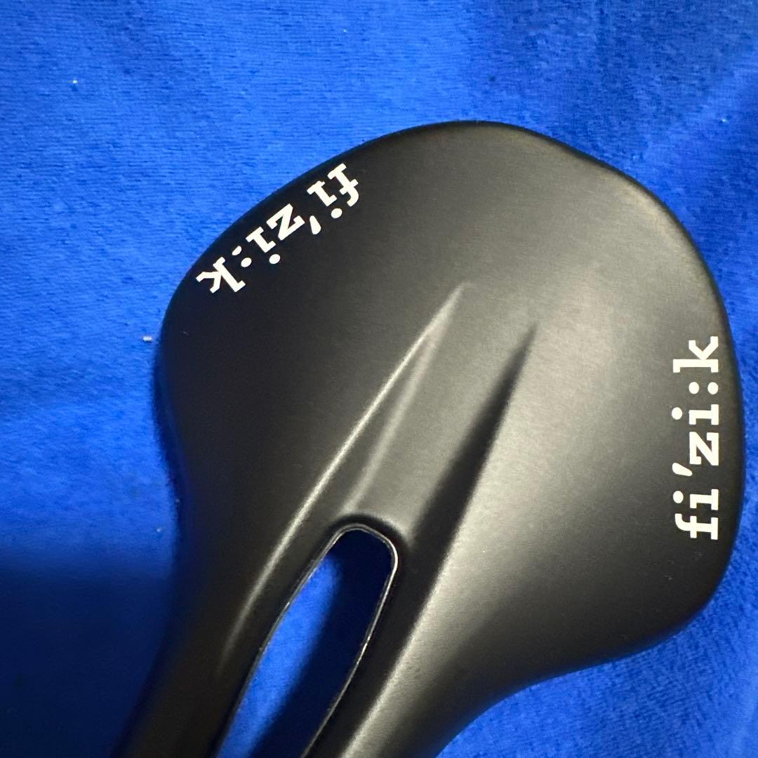Fizik Vento Antares R5 ロードサイクリング 150mm