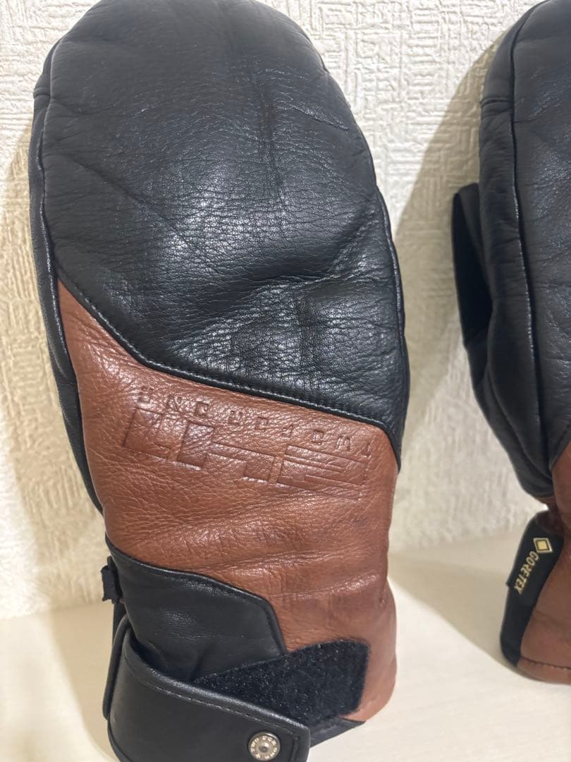 GORE-TEX 防水レザーグローブ 241 MB8900