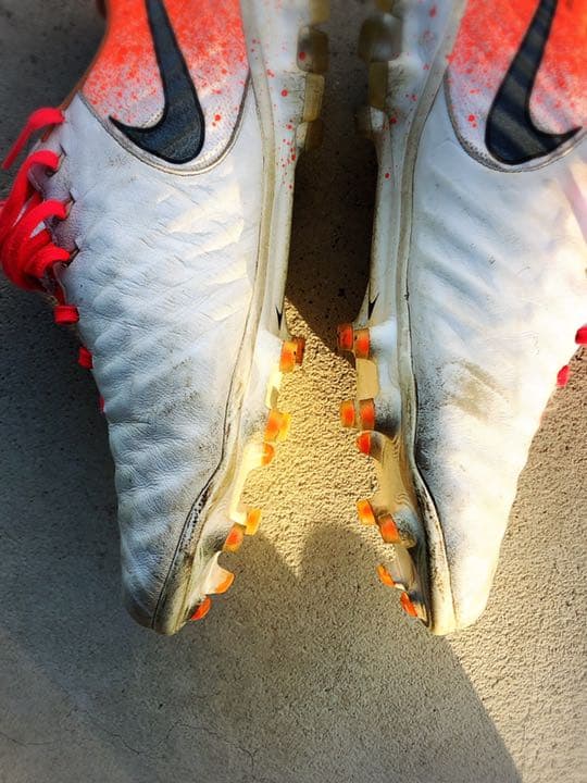 ナイキ サッカースパイクティエンポレジェンドfg