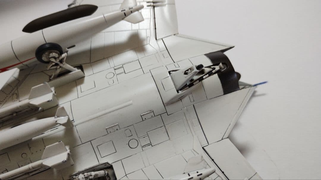 プラモデル完成機　1/72　ダグラスF4D-1スカイグレイ