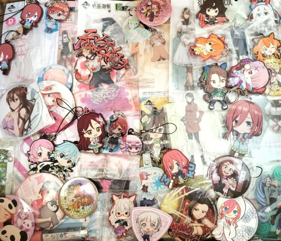 大量 まとめ売り 美少女 紙類 ポストカード ぬいぐるみ アクリルスタンド