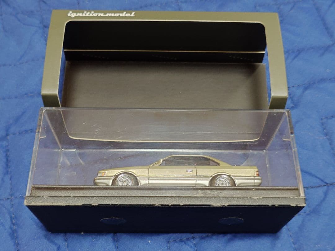 【超希少】レパード 1/43 ignition model 3.0 ultra