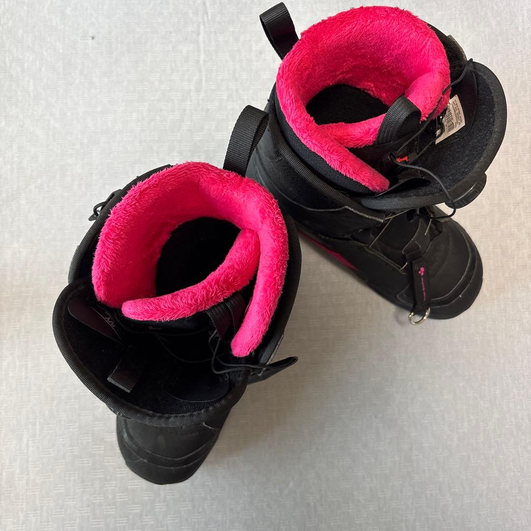 Salomon Three Weather スノーボードブーツ(女性用)