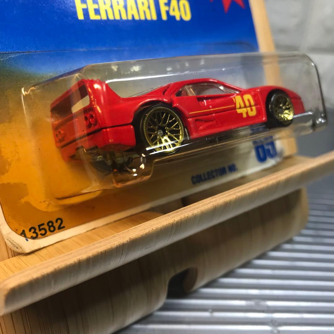 ミニカー HotWheels Ferrari F40