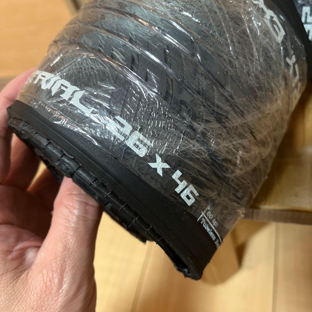 \"SURLY\"2本セット ”EXTRA TERRESTRIAL” 26 インチ