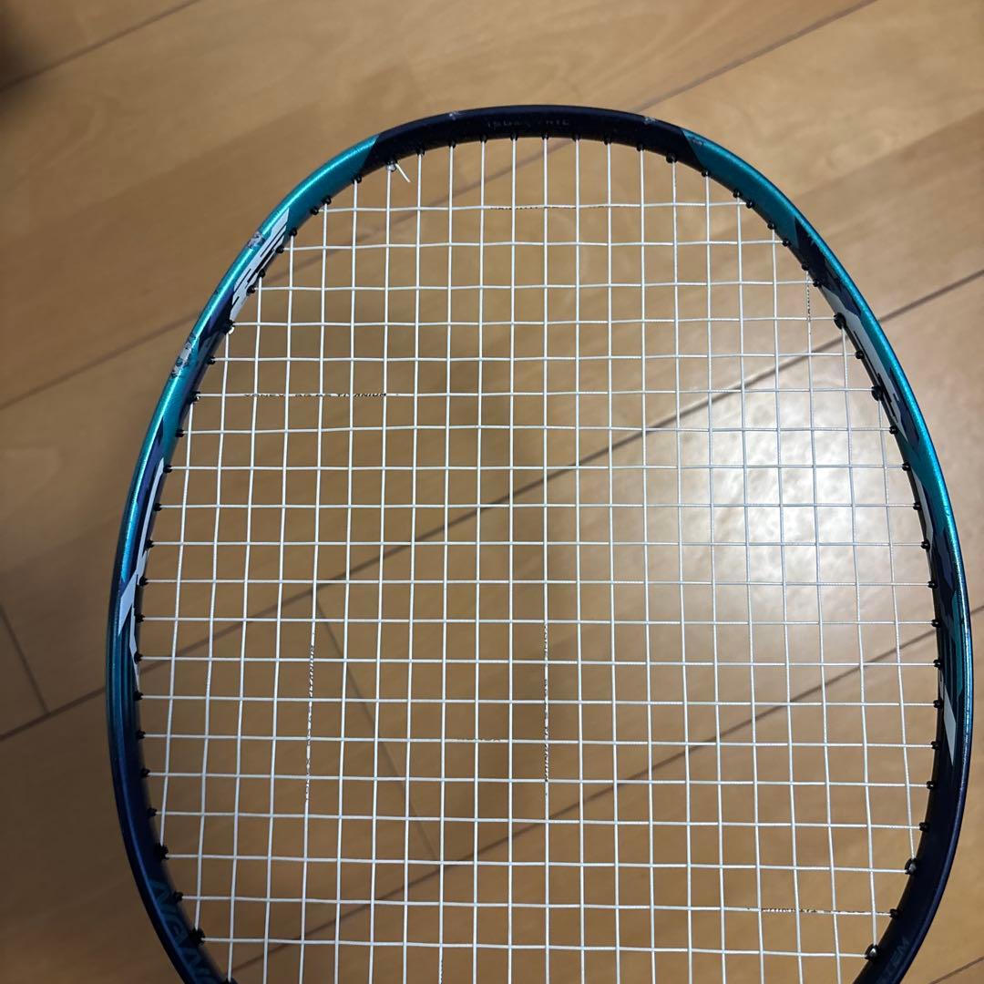バドミントンラケット ナノフレア700