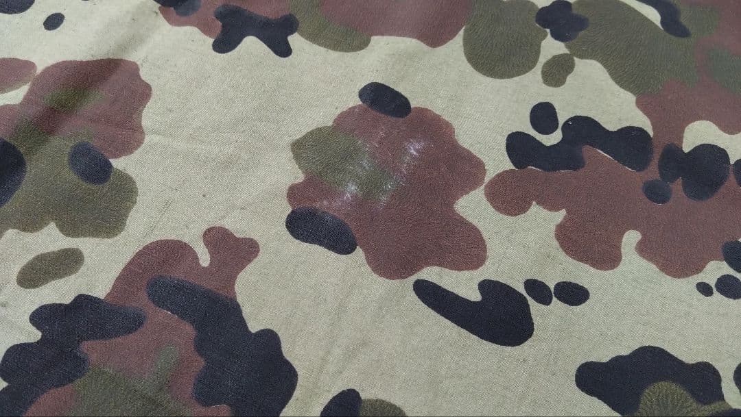 ルーマニア軍 テントシート アメーバカモ ポンチョテント 軍幕