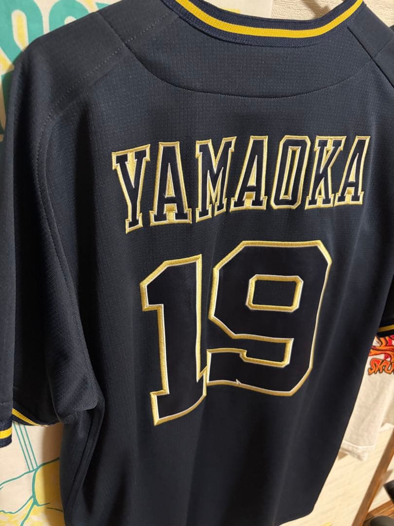 オリックスバファローズ ユニフォーム L 山岡 19