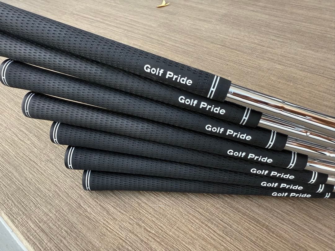 Cobra キングツアーアイアン7本セット　モーダス115