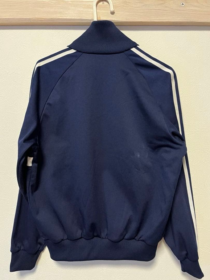 ［値下げ・訳アリ品］adidas トラックジャケット(古着) Mサイズ相当