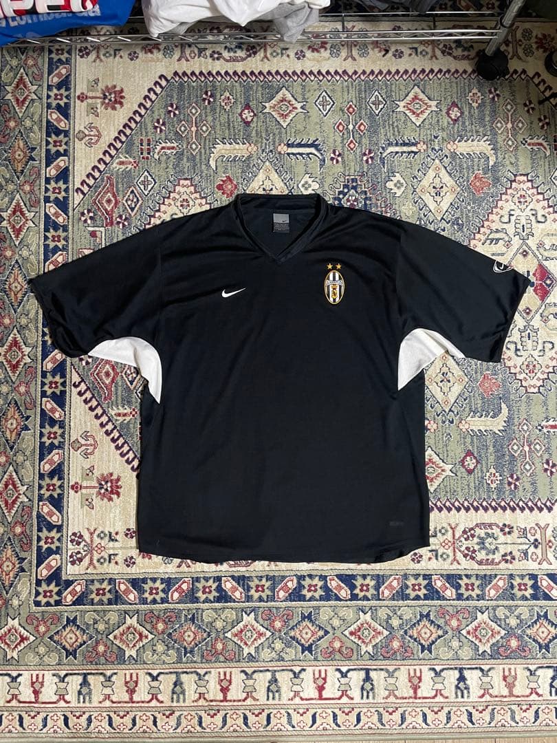 Nike Juventus シャツ/トレーニングウェア