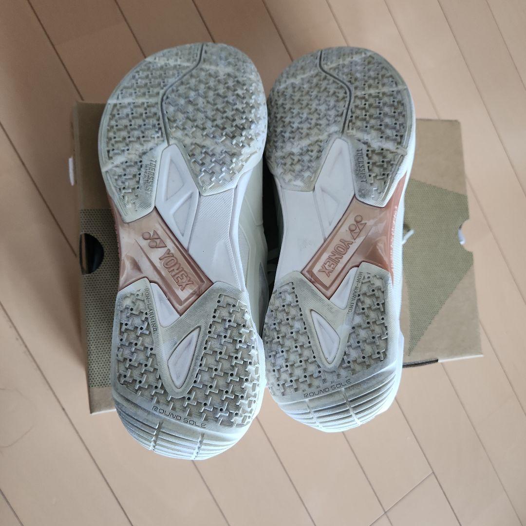 YONEX パワークッションカスケードドライブ
