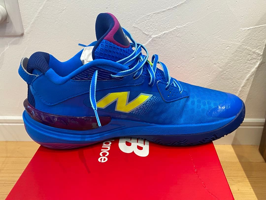 シューズ(男性用) New Balance Hesi low V2