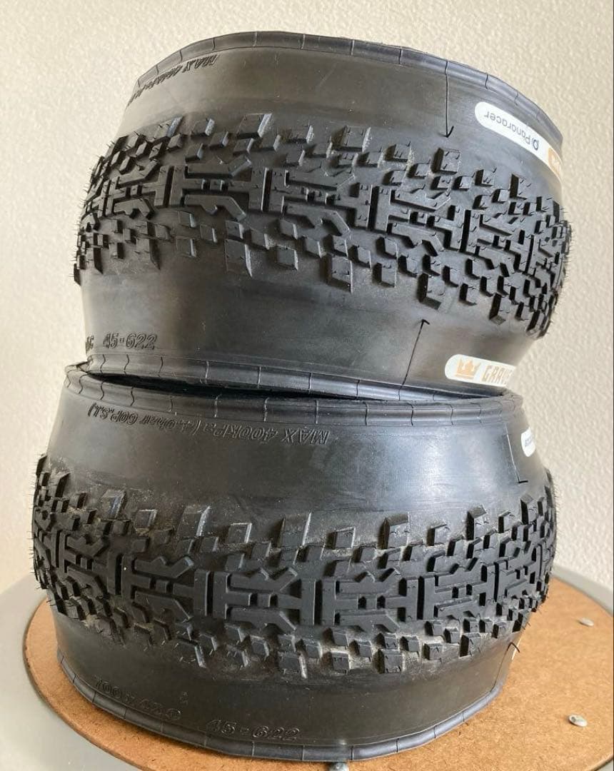 ￼gravelking x1 700×45c panaracer グラベルキング