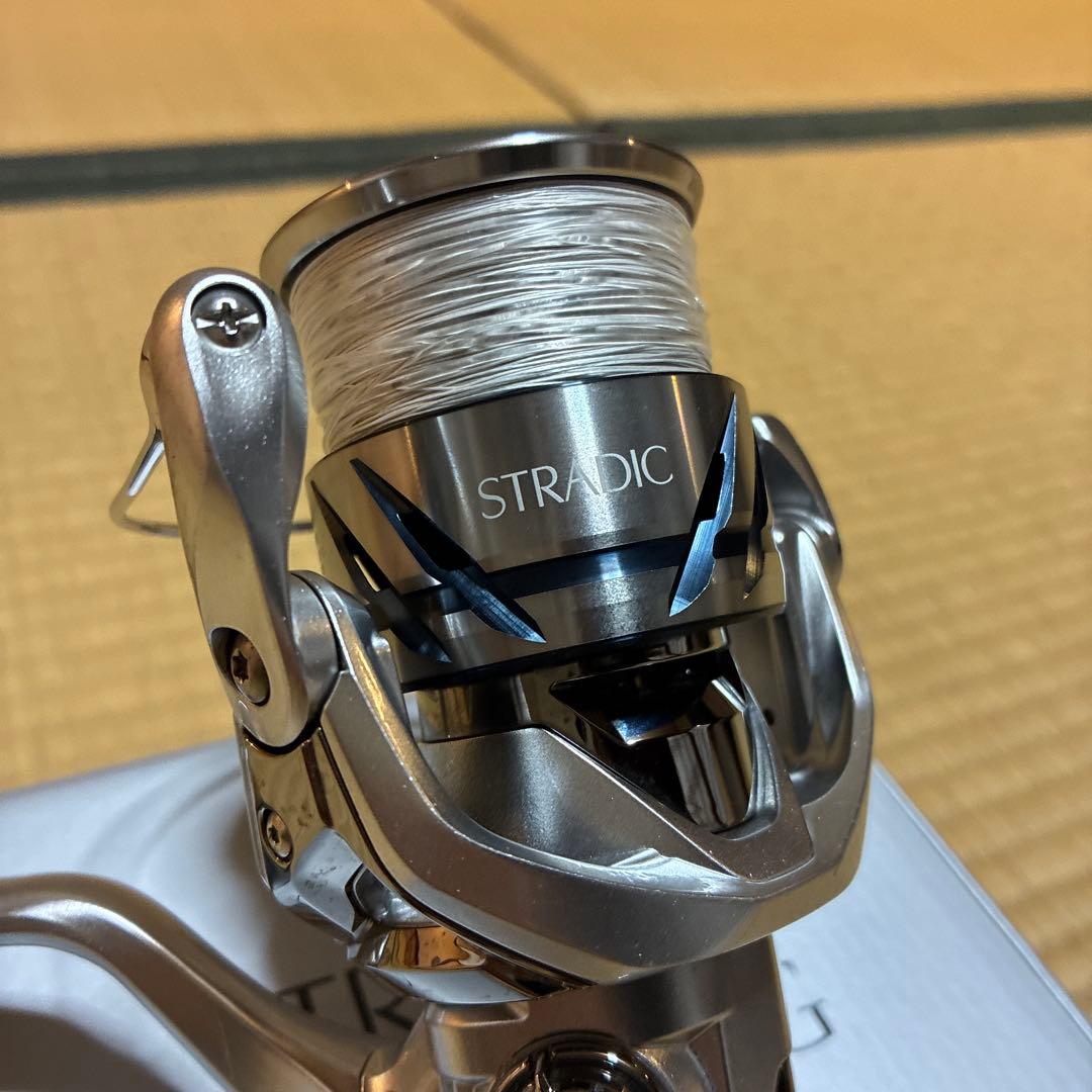 シマノ ストラディック C5000XGショアジギ スピニング PE1.5付き