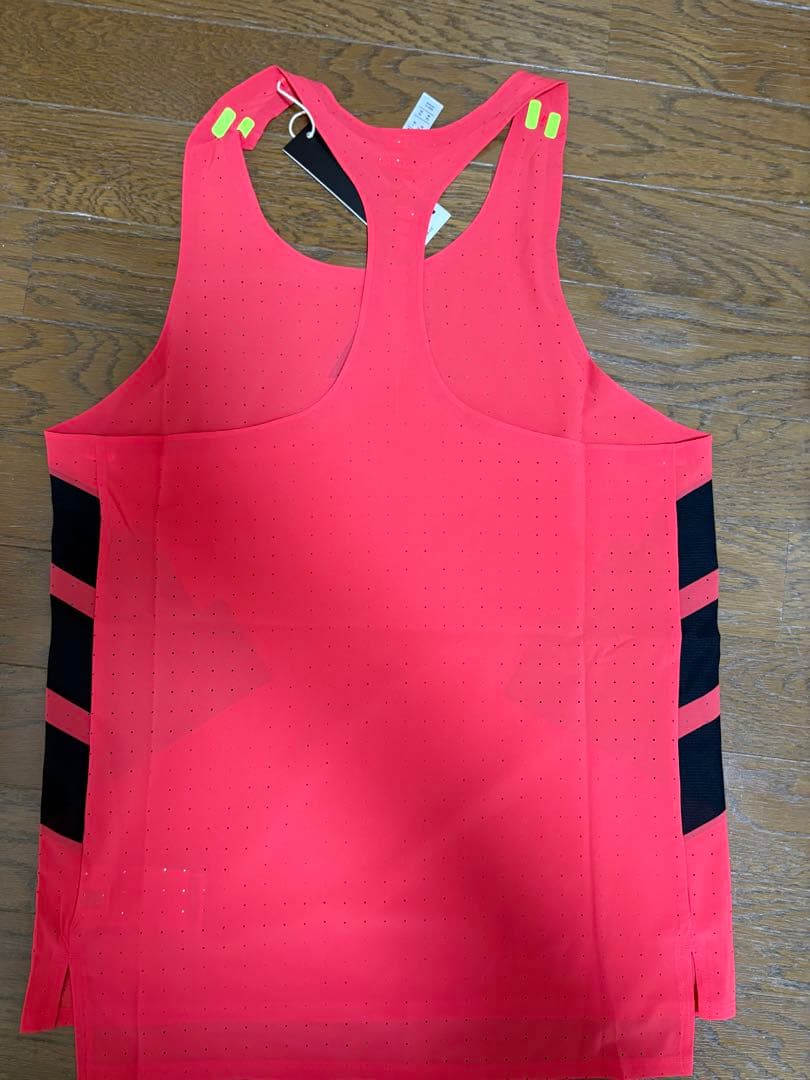 adidas adizero ランニングシャツ　アディオスプロ　エアロスイフト