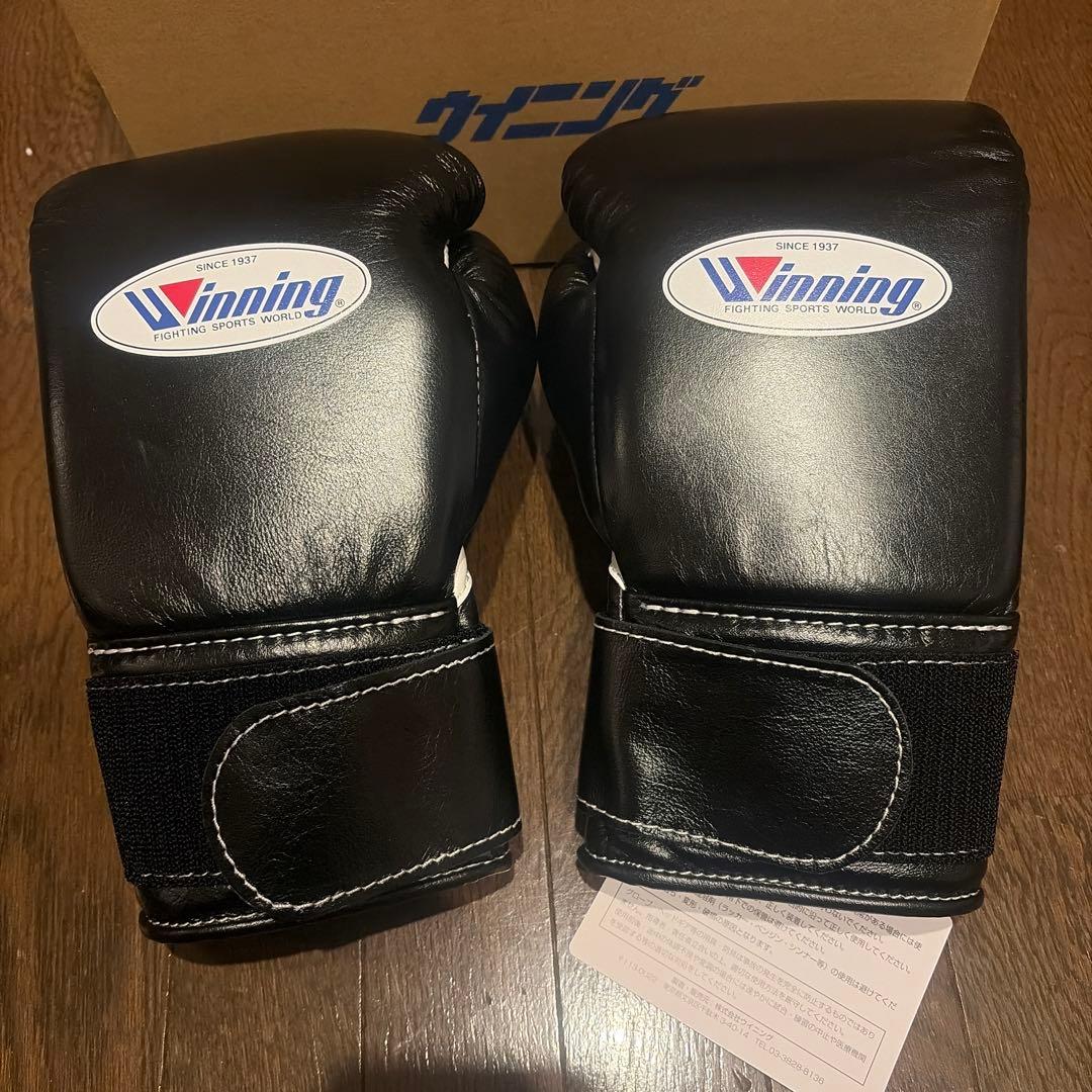 Winning ボクシンググローブ 8oz 黒　ウイニング