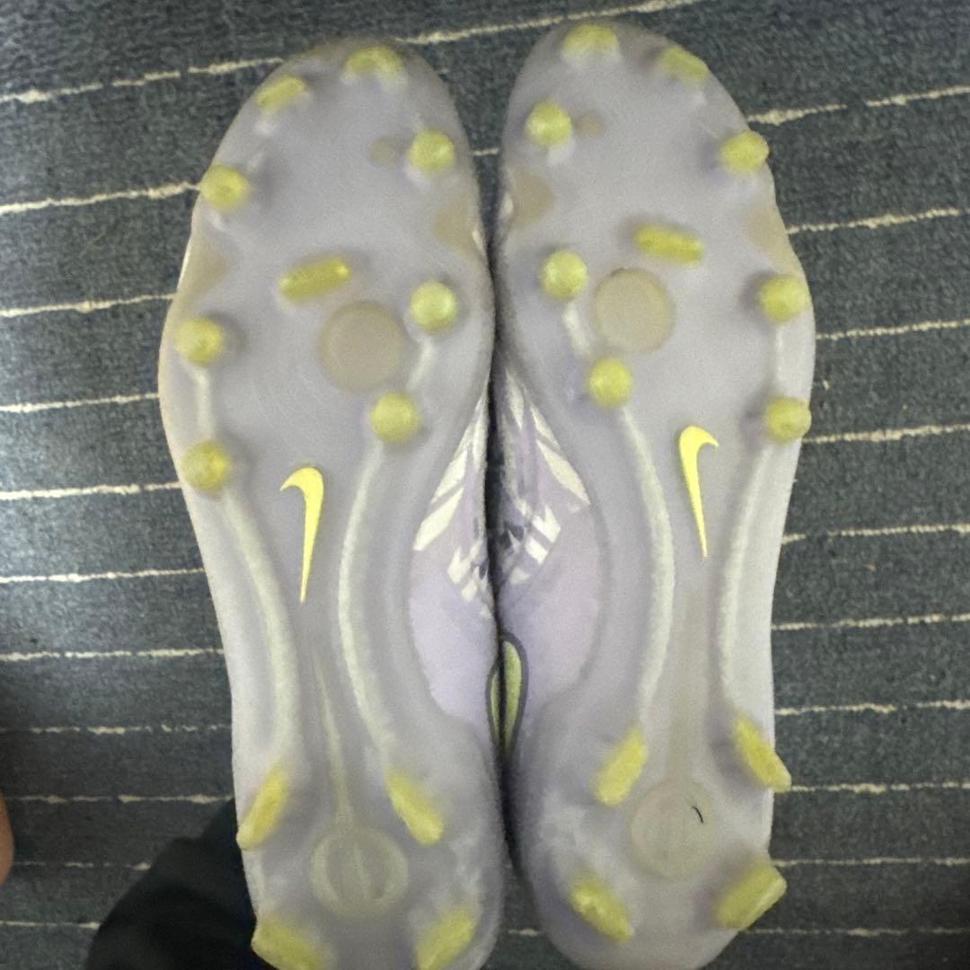 Nike サッカーシューズ 紫色/イエロー