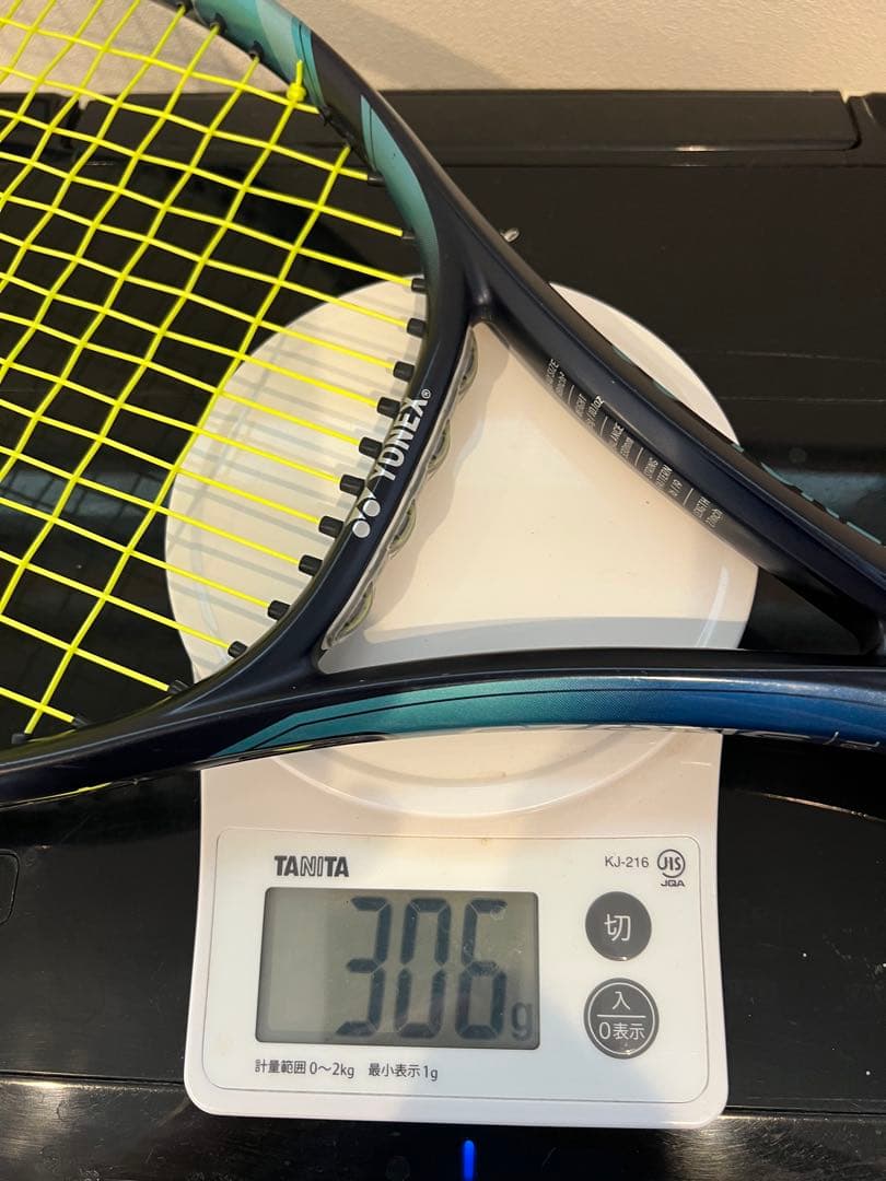 YONEX EZONE98L ヨネックス　イーゾーン98ライト　2022年モデル